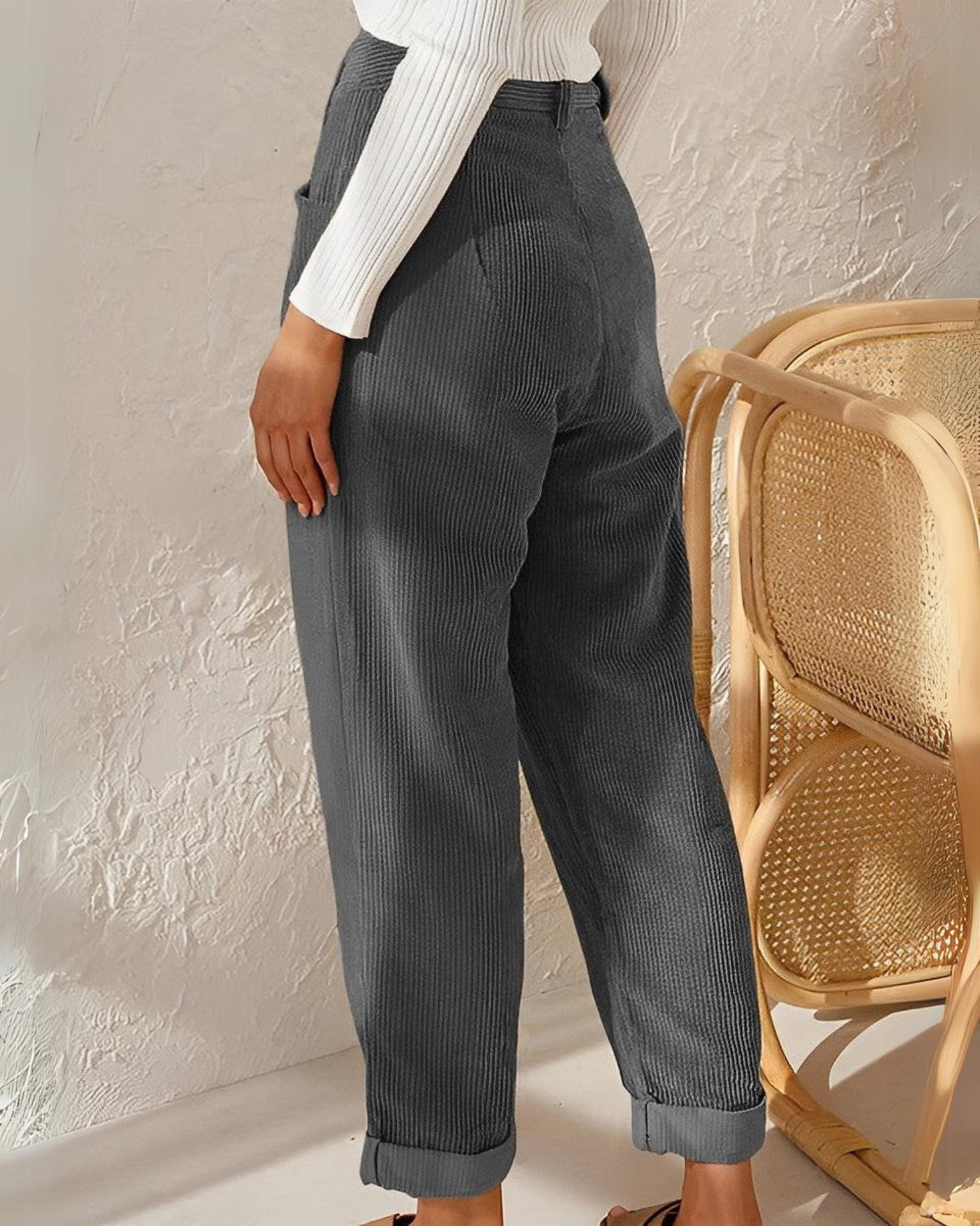 Erica - Retro Corduroy Pants